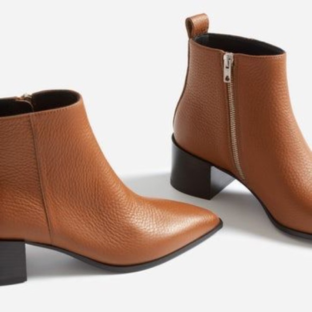 ISO Everlane Boss Boot in Camel